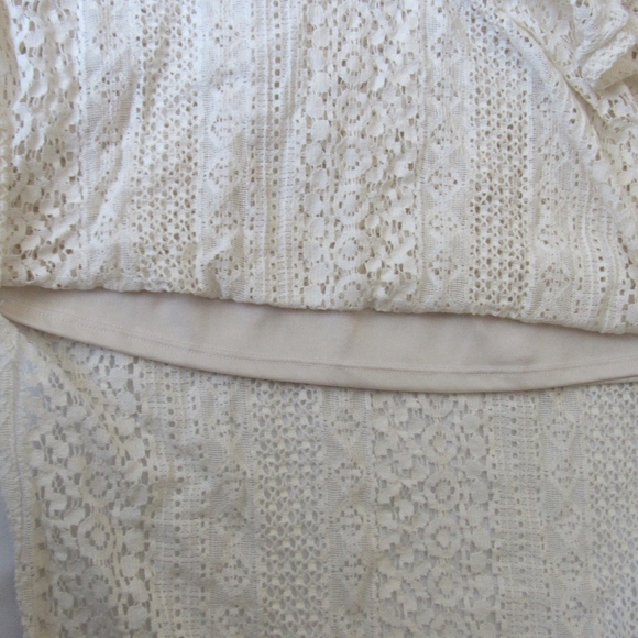 Cream Lace Crochet Maxi Dress - Picture 3 of 7